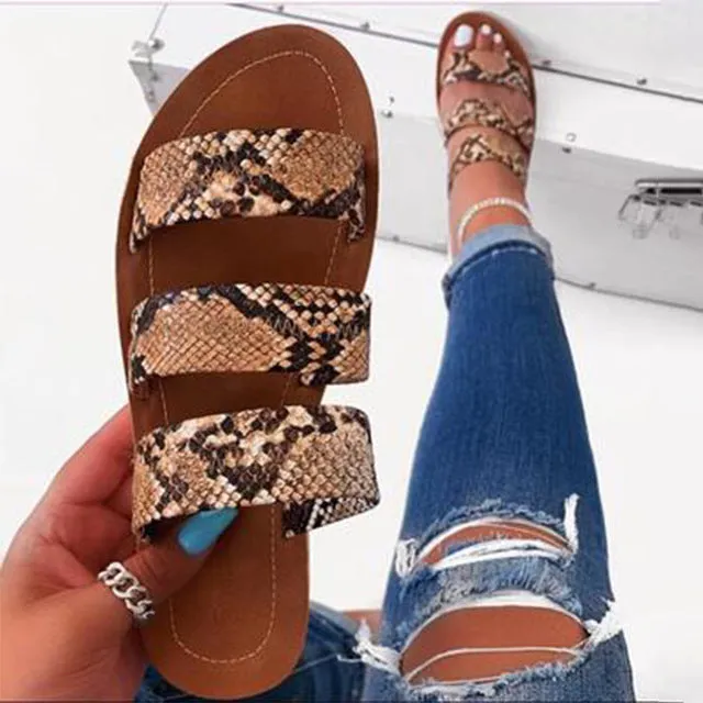 2019 Women Slippers Flat Candy Color Summer Female Cool Flip Flops Comfort Outside Beach Ladies Soft Slides Casual Shoes