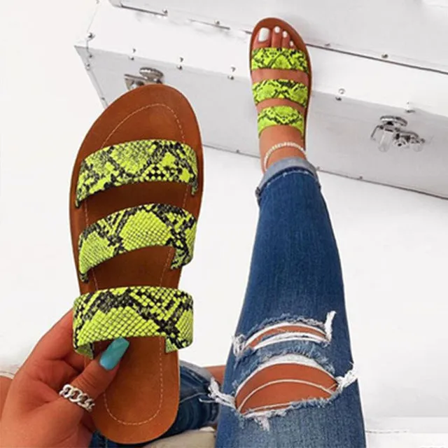2019 Women Slippers Flat Candy Color Summer Female Cool Flip Flops Comfort Outside Beach Ladies Soft Slides Casual Shoes